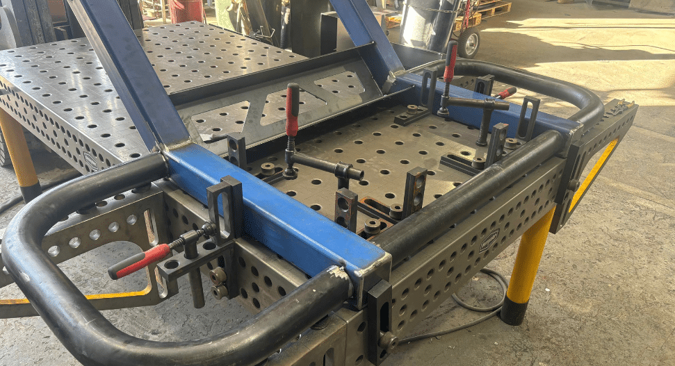 Metal manufacturing on a Demmeler welding table